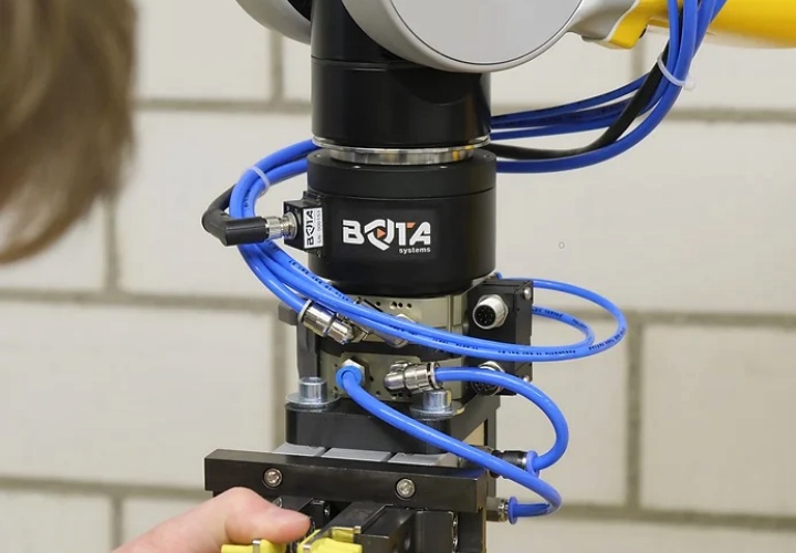 MegaONE 6轴力扭矩传感器.jpg